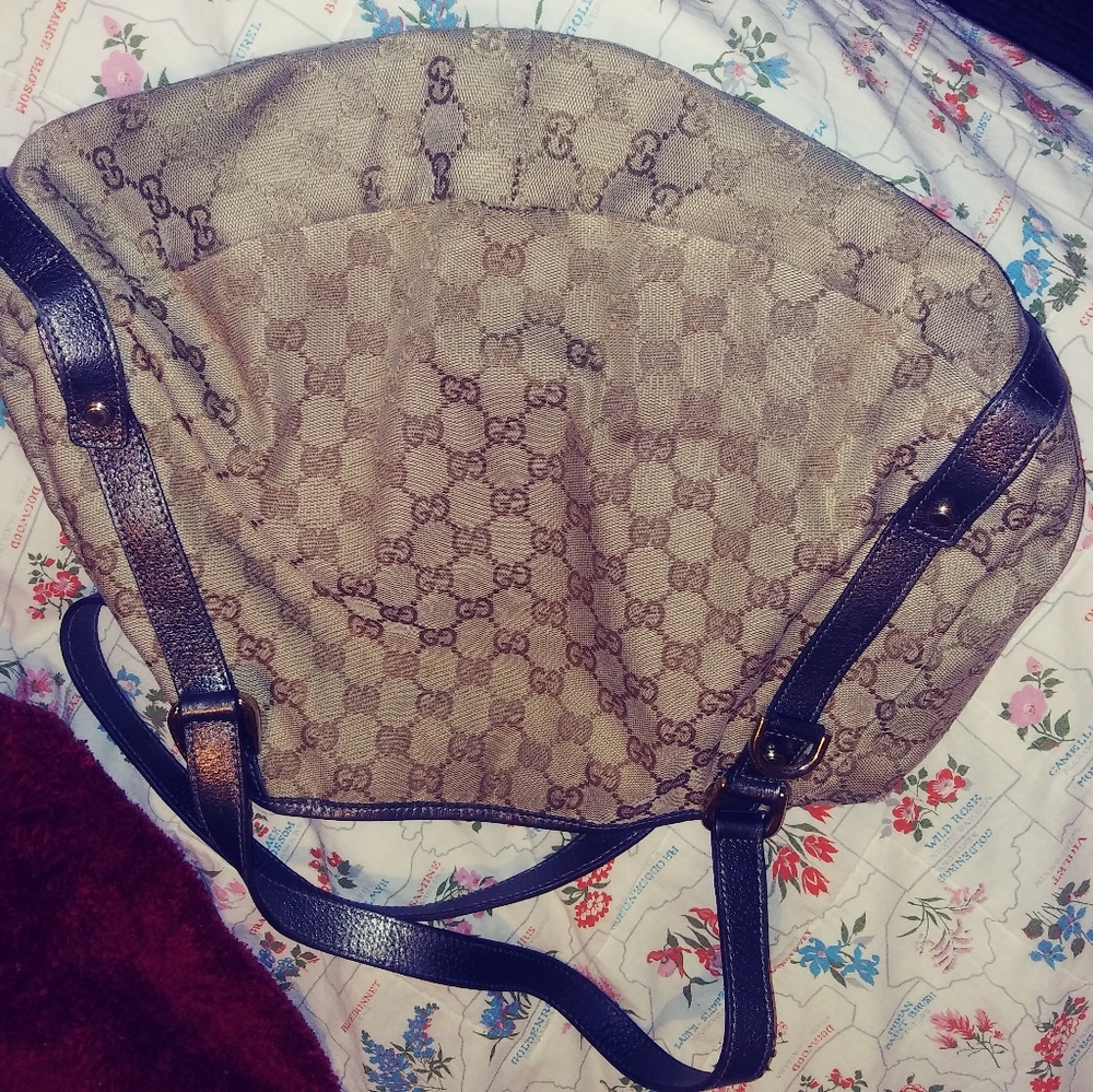 Gucci purse